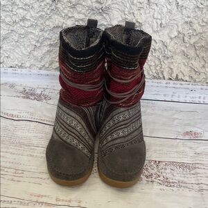 TOMS Womens Size 9 Suede Leather Lined Mid Calf Booties Boots Boho Hippie MULTI